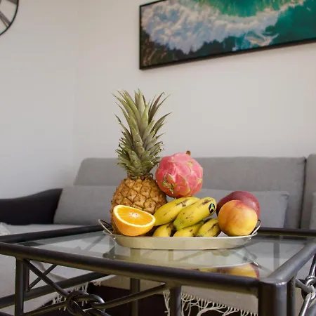 Florida Ocean View Gigantes Апартаменты *